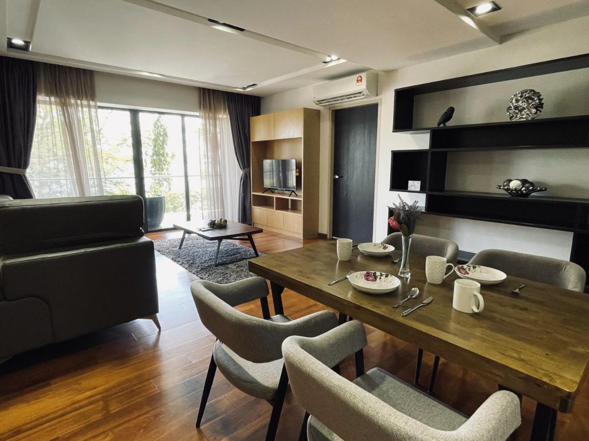 B.Suites 21 Kota Kinabalu Kültér fotó
